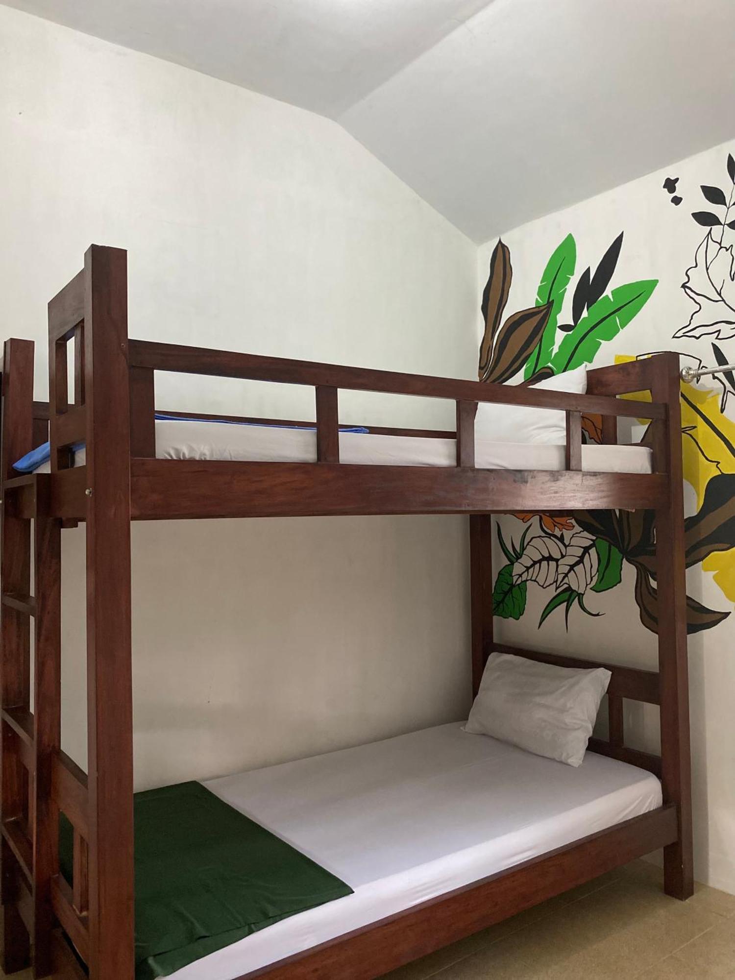 Zzz Ostello Banyuwangi  Esterno foto